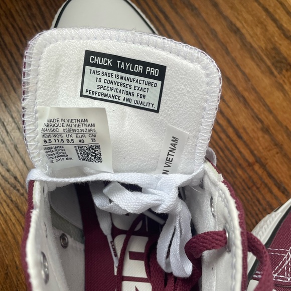 🎉HP🎉 BEST SHOES Men’s Converse Chuck Taylor All Star sneakers, new in box. Sz9 - Picture 3 of 6